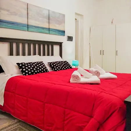 Piazzadarmi 252 アパート *